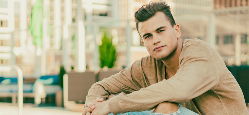 Dyl